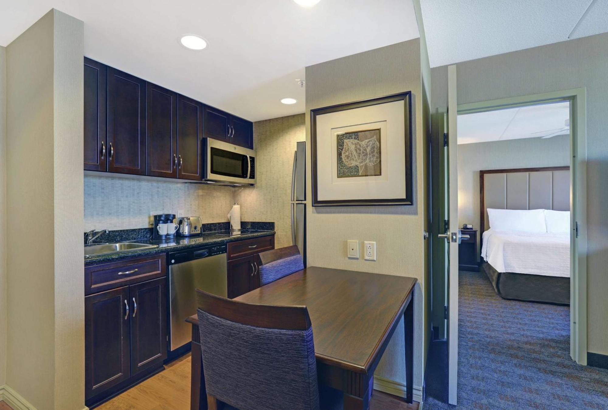 Homewood Suites By Hilton Cambridge-Waterloo, Ontario Εξωτερικό φωτογραφία